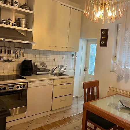 Apartman Trg Slobode Apartment